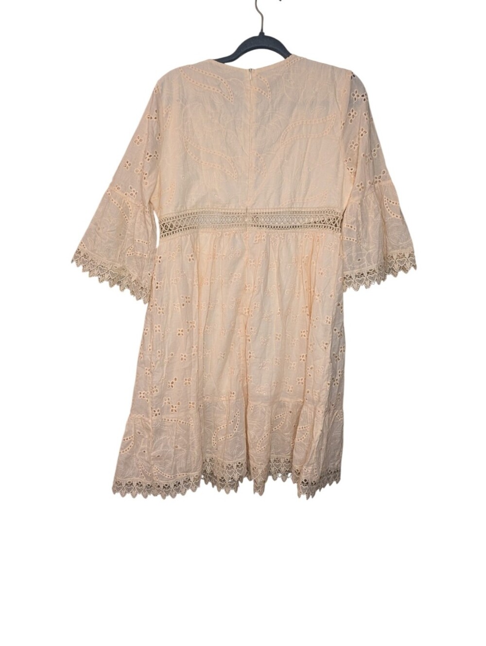 Wilifred Smith ivory eyelet lace mini dress V-Neck Bell Sleeve Size Large boho - Picture 2 of 7